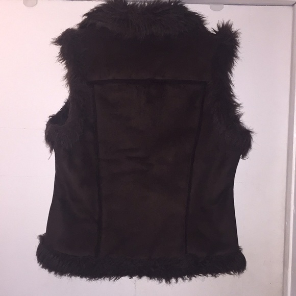 Chocolate brown faux suede vest w/faux fur lined - Picture 5 of 9